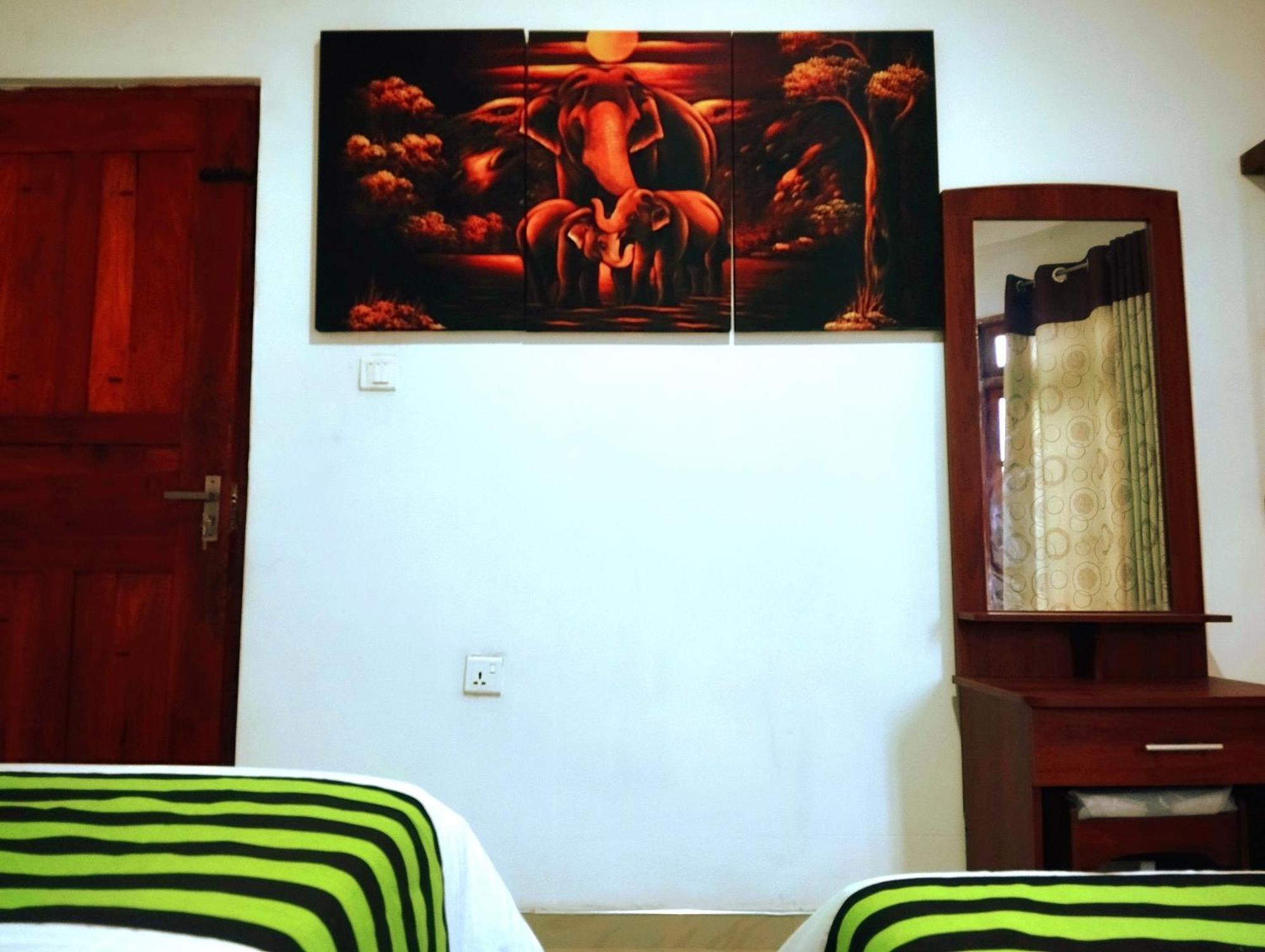 Ella Hotel Upper Hill Esterno foto